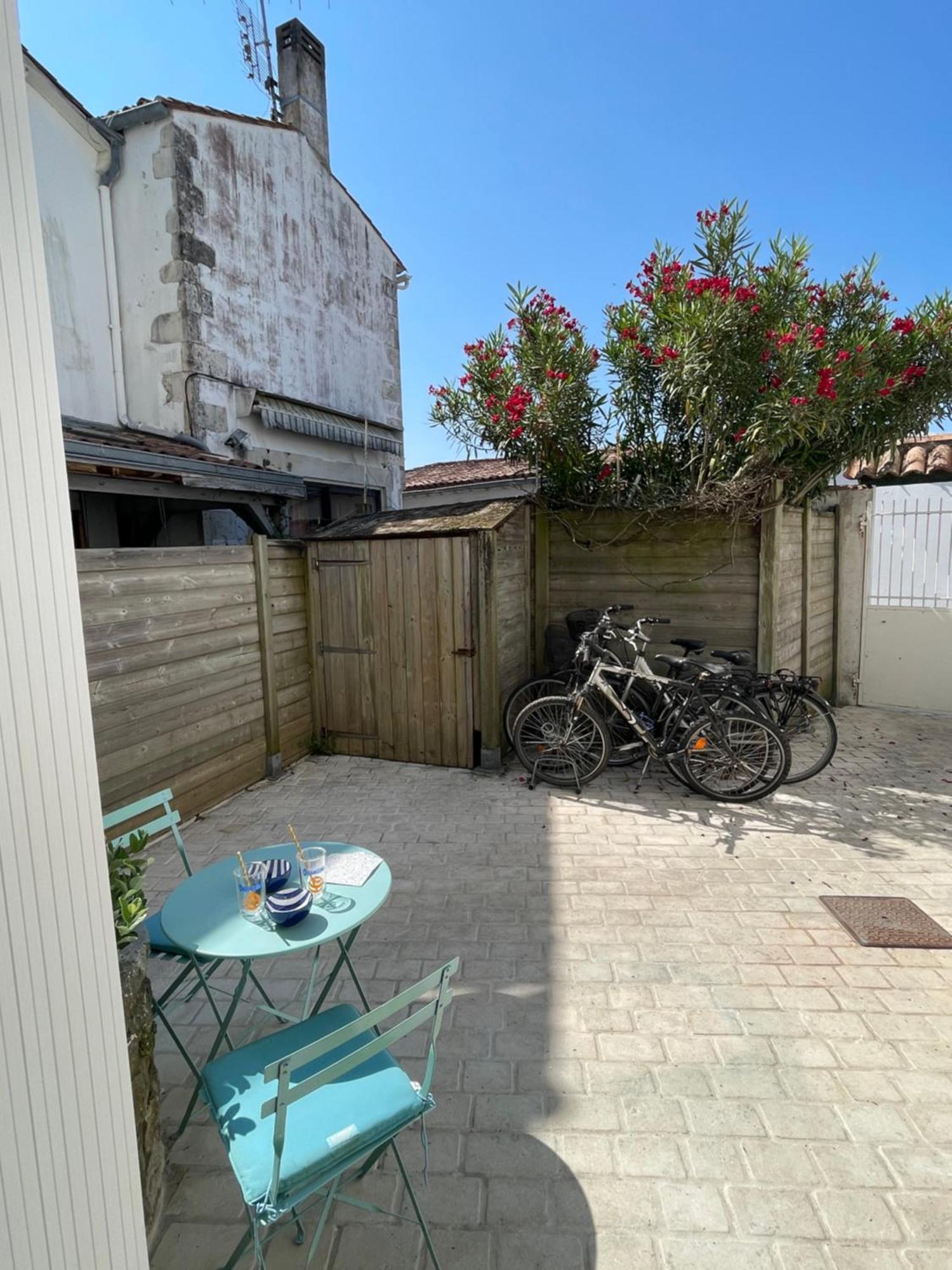Ferienwohnung Le Nid Flottais La Flotte Exterior foto