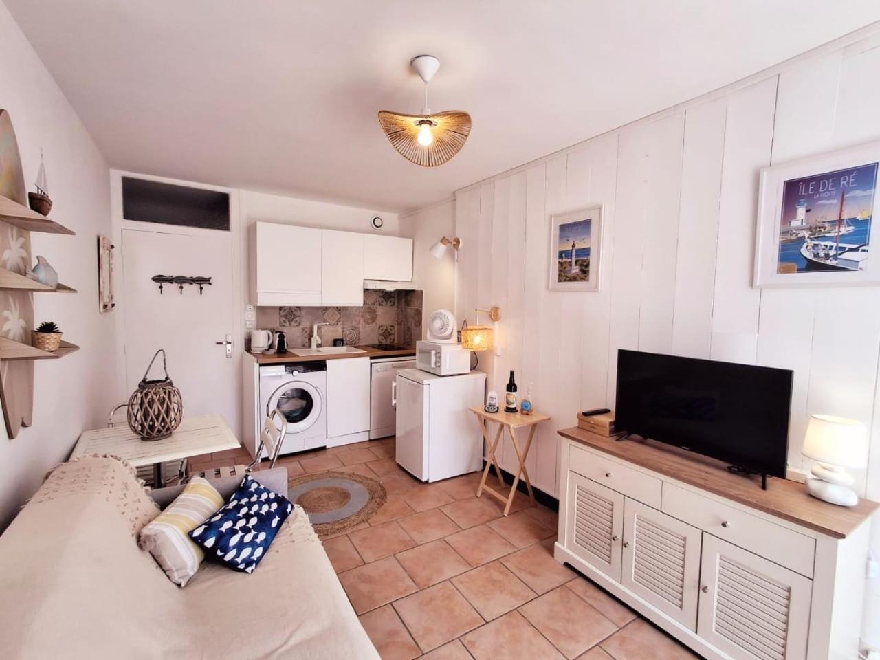 Ferienwohnung Le Nid Flottais La Flotte Exterior foto
