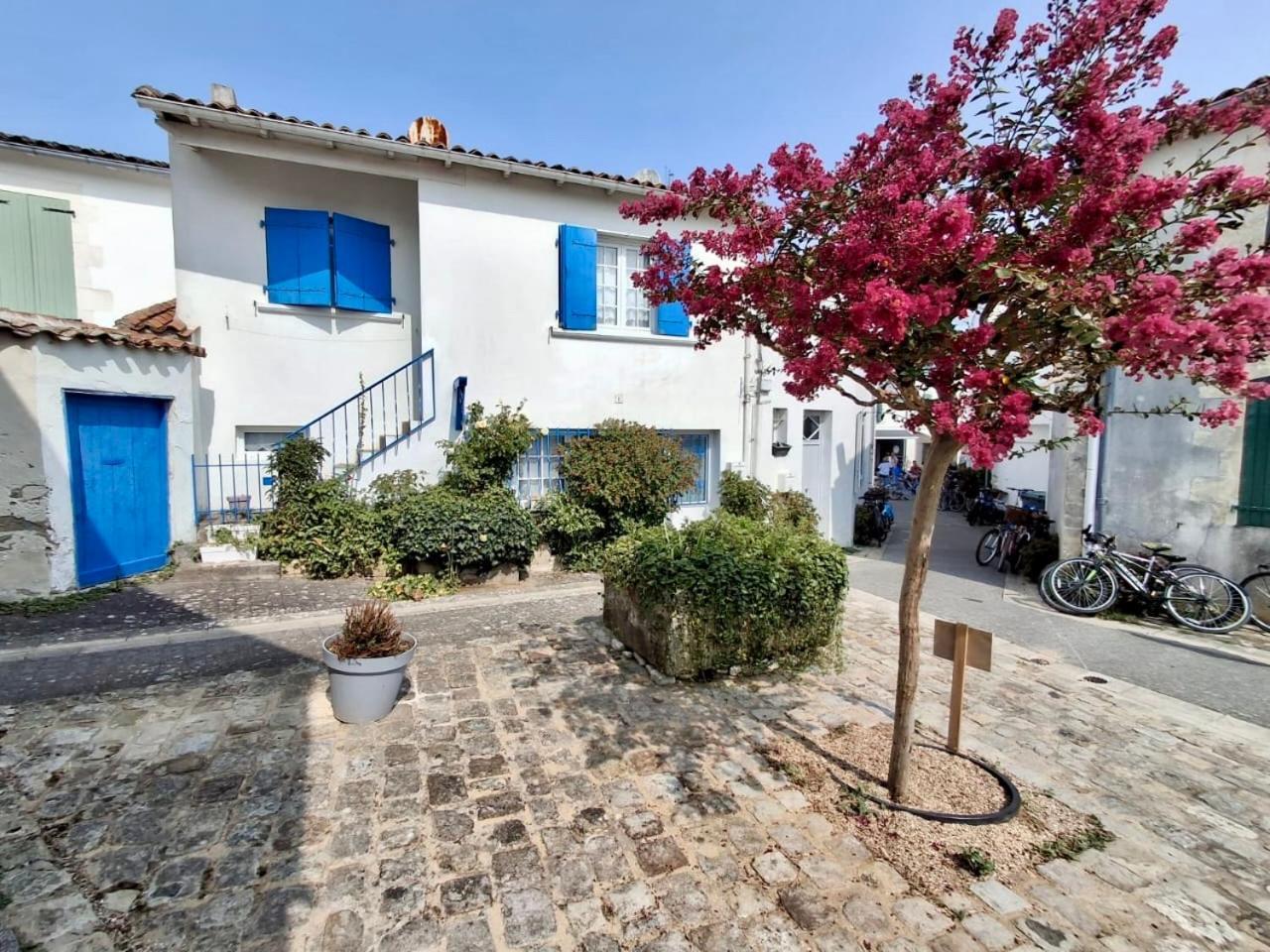 Ferienwohnung Le Nid Flottais La Flotte Exterior foto