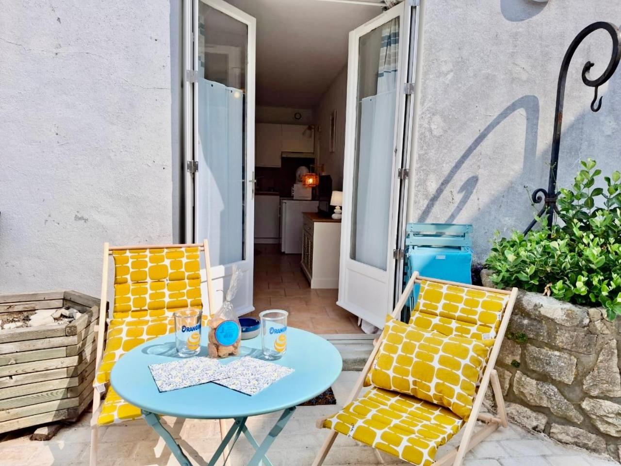 Ferienwohnung Le Nid Flottais La Flotte Exterior foto